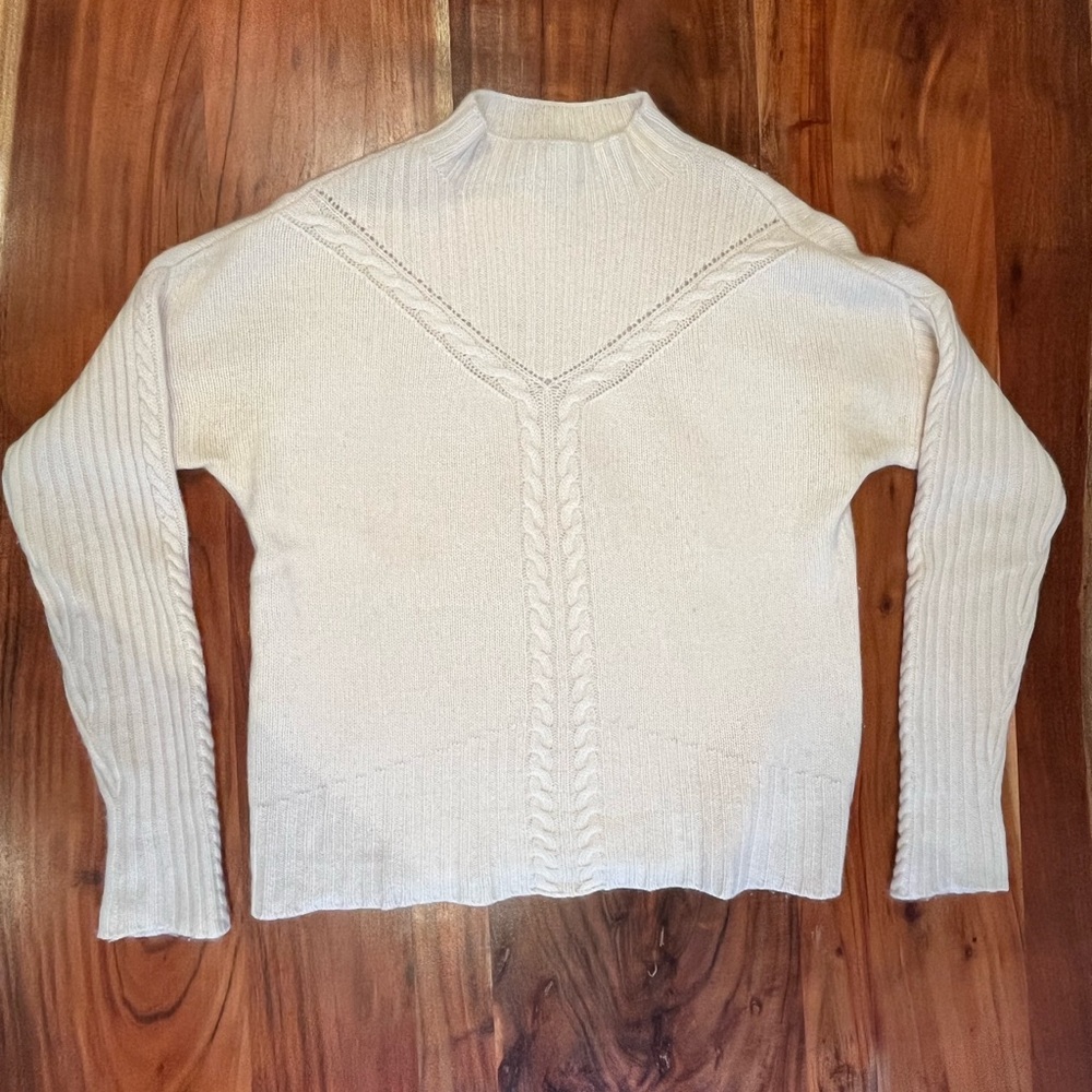 100% Cashmere Cream Cable Knit Sweater